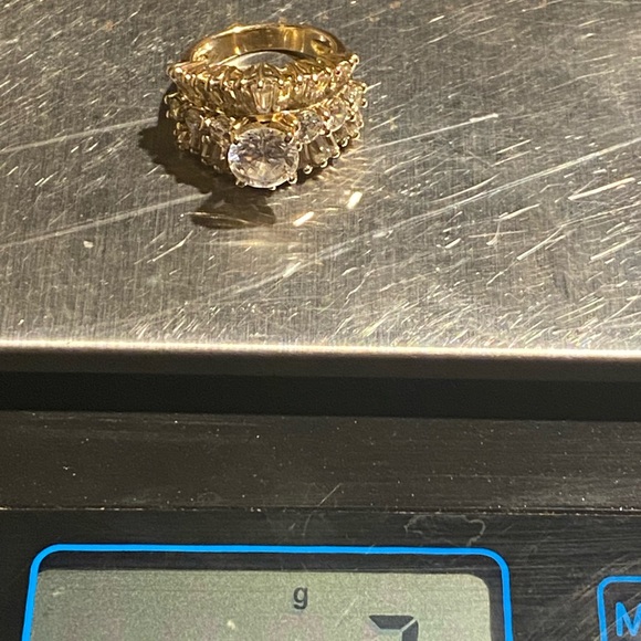 925 silver CZ with gold overlay, Size 5 absolutely beautiful. - Picture 13 of 15